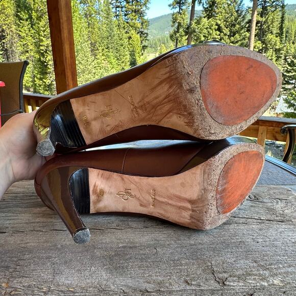 Cole Haan Nike Air Brown Leather Stiletto Heels 10B Gold Buckle Classy Coquette - Picture 8 of 10